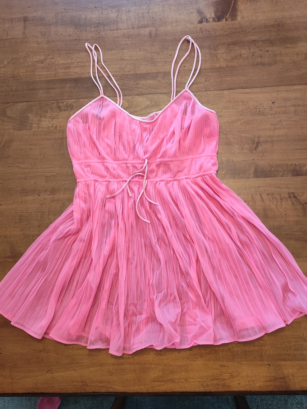 Vintage Pink Spaghetti Strap Pleated Chemise Nightdress